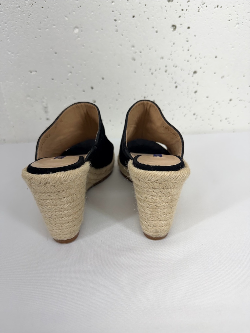 Stuart Weitzman Women’s size 7 Marabella Black Suede Raffia Wedge Heels - Picture 5 of 12